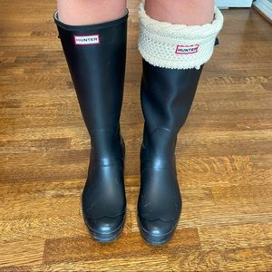 Black Hunter Rainboots, Tall & extended Calf, with sock inserts